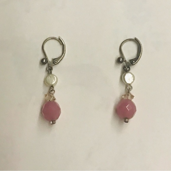 New Silver Color Dangle Earrings Pink Bead Faux Pearl Lever-back Closure - Picture 7 of 10